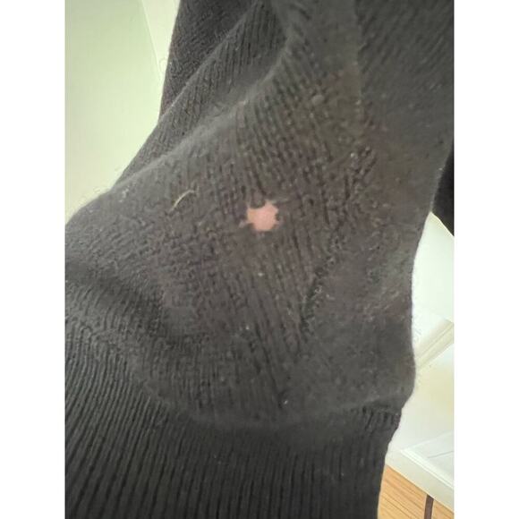 Vince Women's XS 100% Cashmere Sweater Black Slouchy Fit Crew Scoop Neck FLAWS - Picture 8 of 13